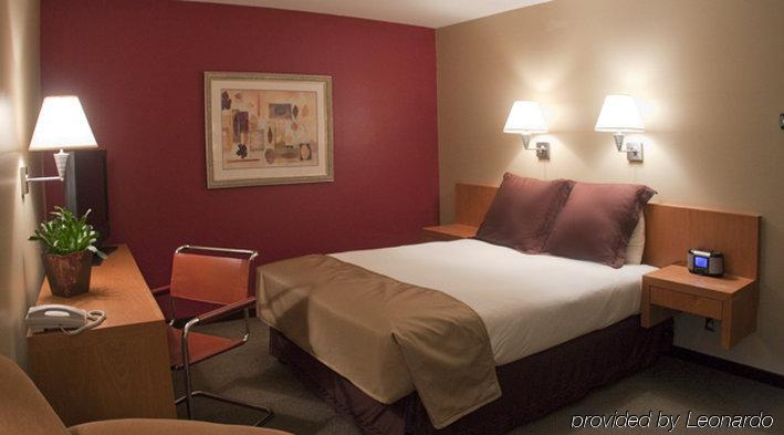 Talaris Conference Center Hotel Seattle Room photo